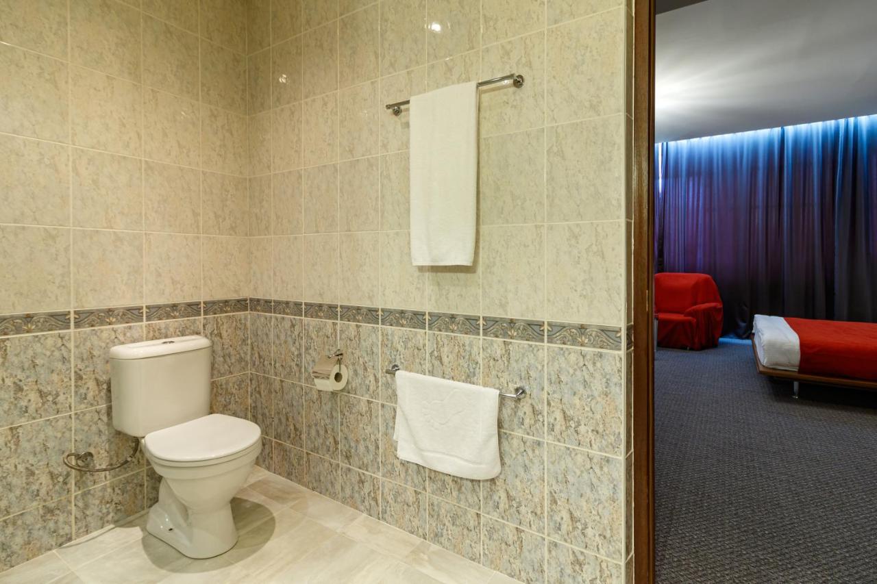 Moscow House Hotel Erivan Exterior foto