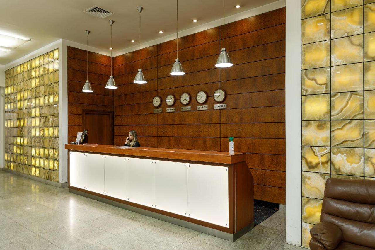 Moscow House Hotel Erivan Exterior foto