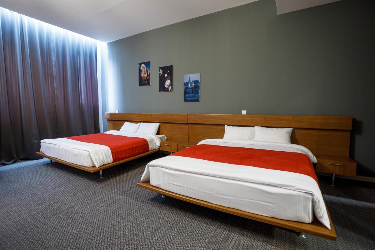 Moscow House Hotel Erivan Exterior foto