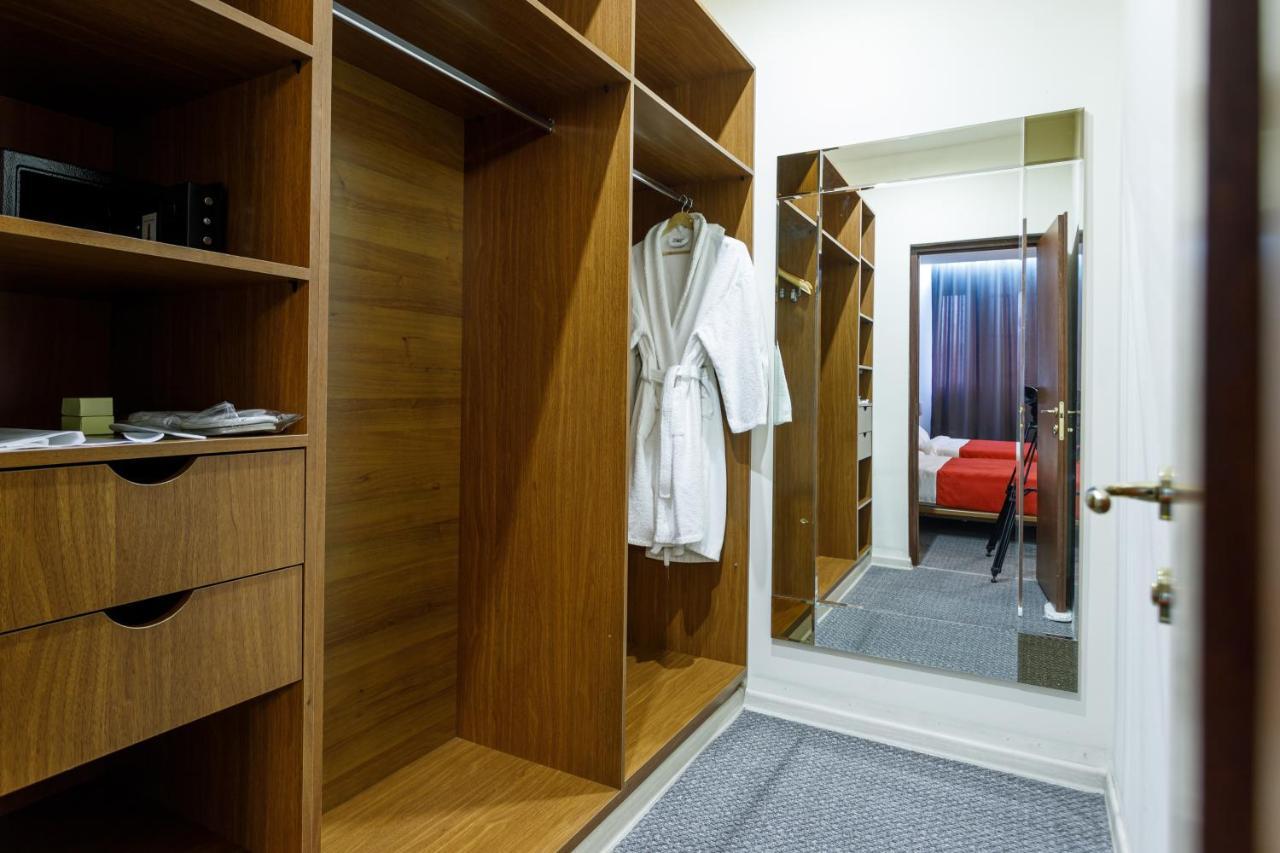Moscow House Hotel Erivan Exterior foto