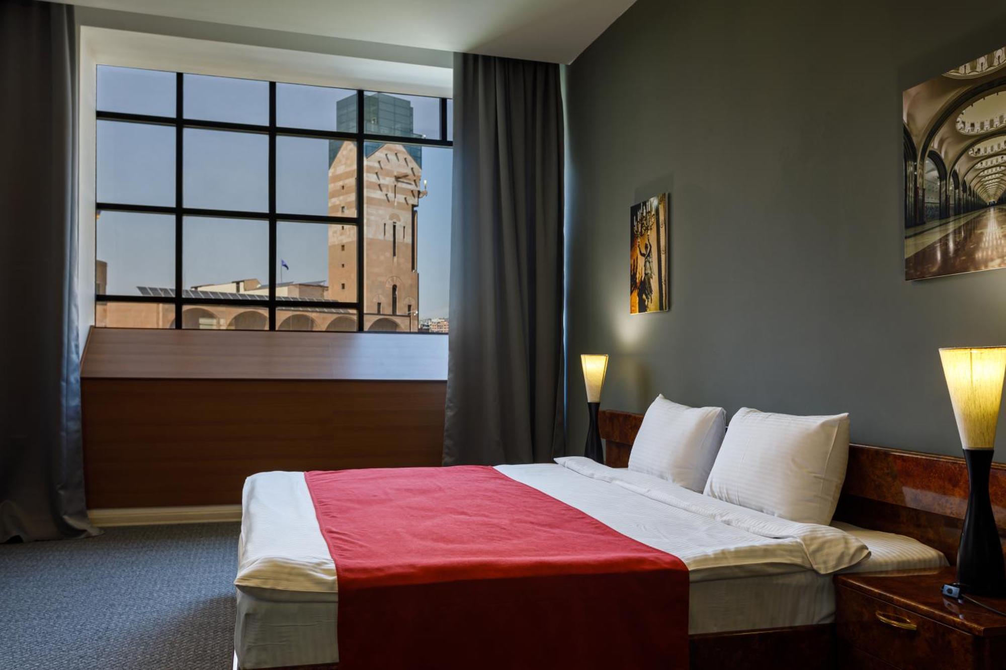 Moscow House Hotel Erivan Exterior foto